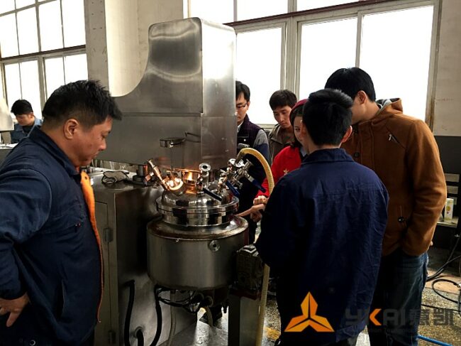 a-successful-trial-by-vacuum-emulsifying-mixing-machine-01